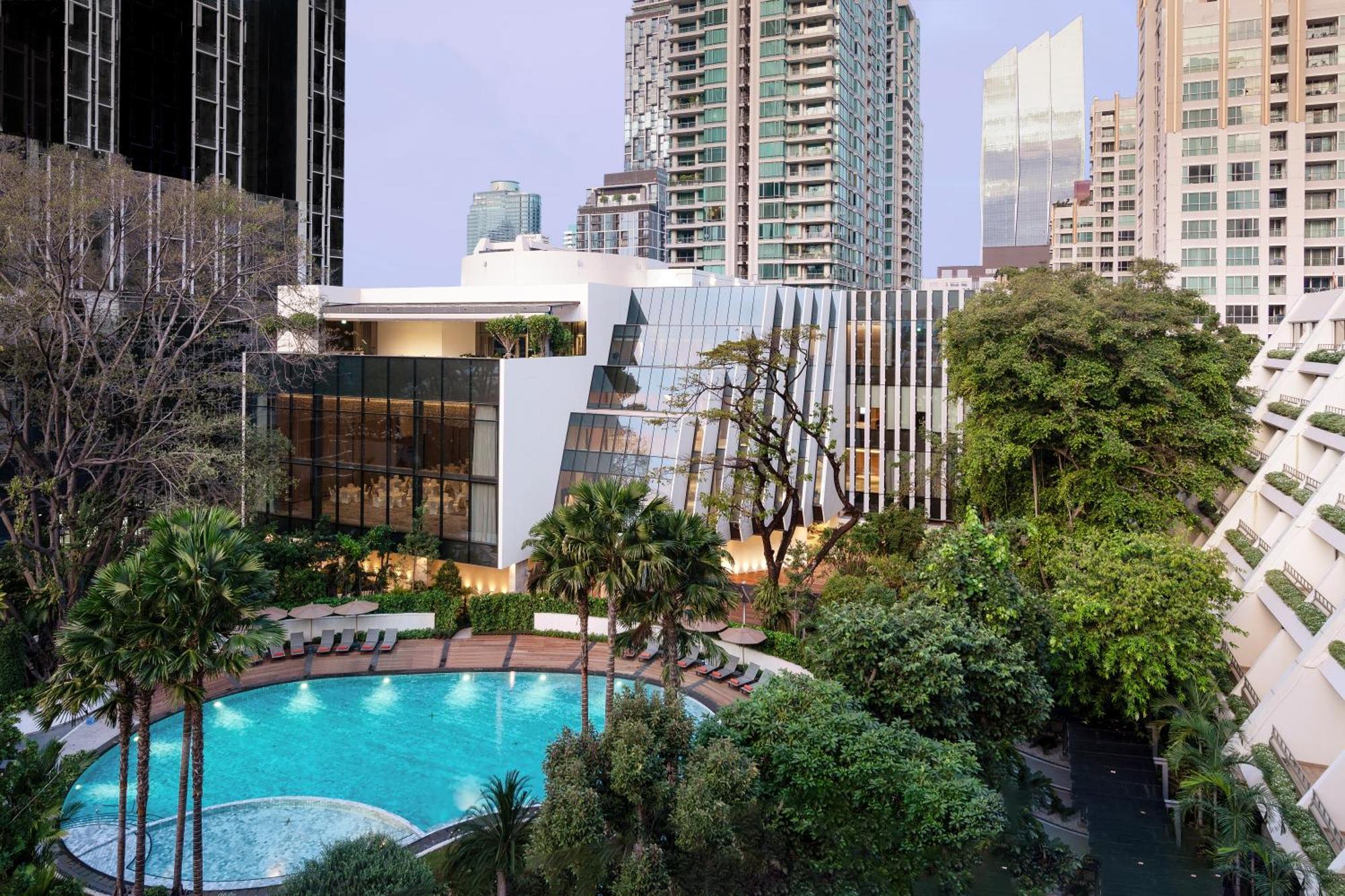 Moevenpick Hotel Bangkok Ploenchit Bdms Exterior foto